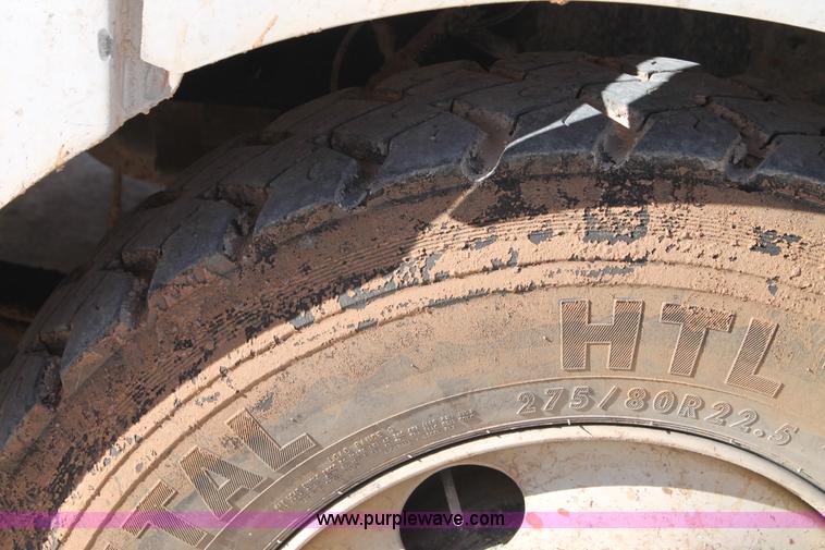 image for item AO9539 1999 Peterbilt 377 semi truck