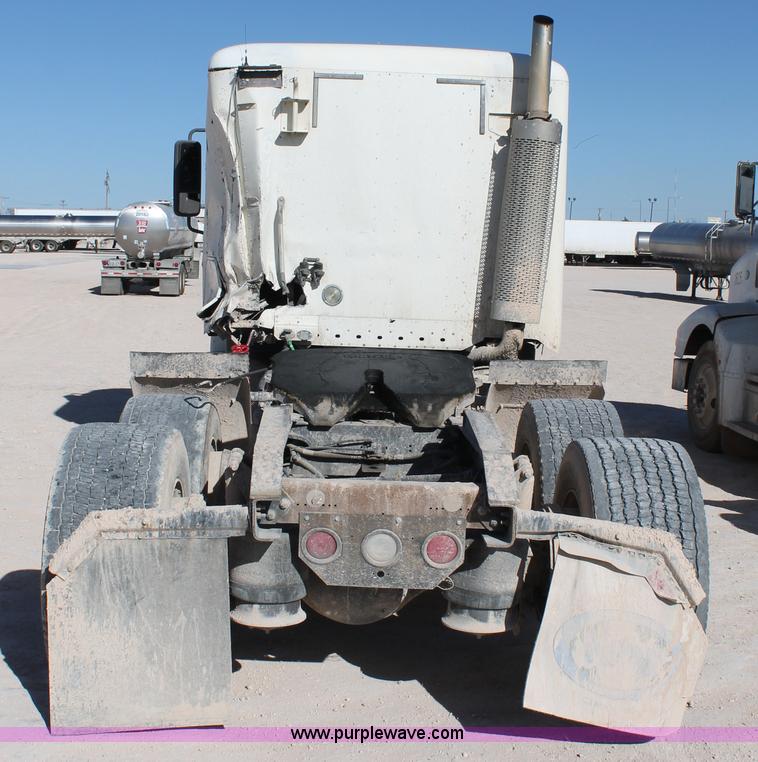 image for item AO9540 2003 Freightliner Century Class ST120 semi truck