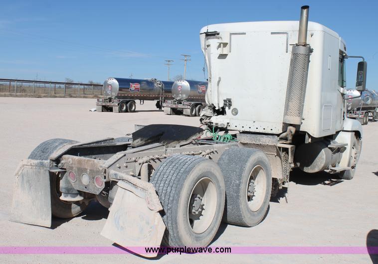 image for item AO9540 2003 Freightliner Century Class ST120 semi truck