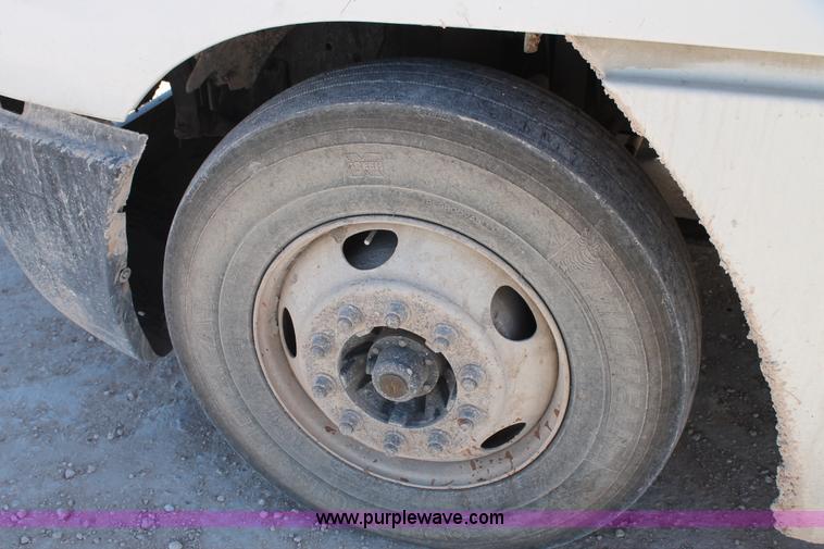 image for item AO9540 2003 Freightliner Century Class ST120 semi truck