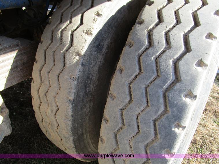 image for item D2353 2005 shop built tank trailer