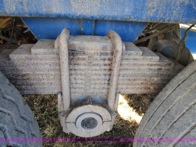 image for item D2353 2005 shop built tank trailer