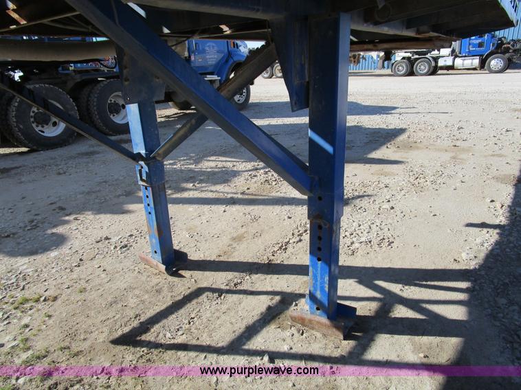 image for item D2353 2005 shop built tank trailer