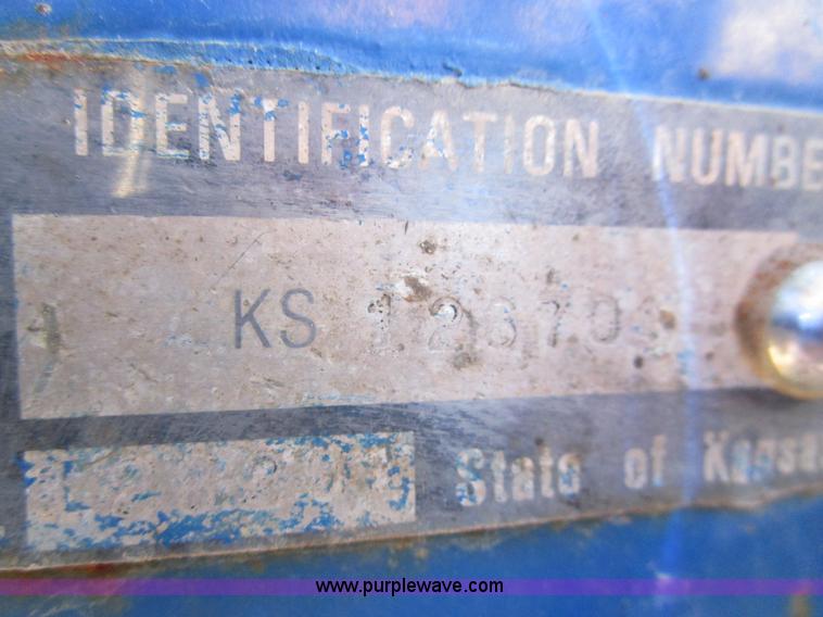 image for item D2353 2005 shop built tank trailer