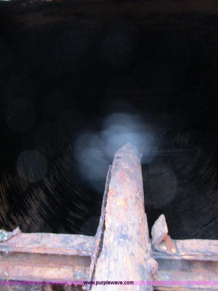 image for item D2353 2005 shop built tank trailer