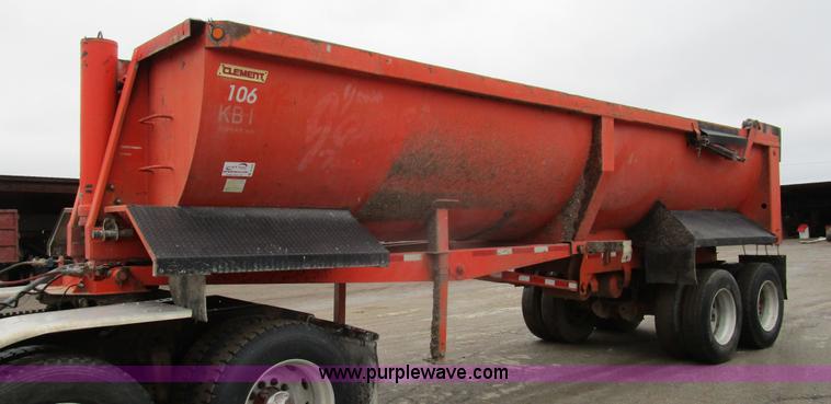 image for item D2368 1999 Clement end dump trailer