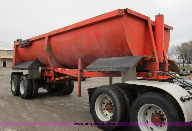image for item D2368 1999 Clement end dump trailer