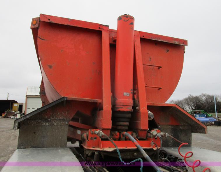image for item D2368 1999 Clement end dump trailer
