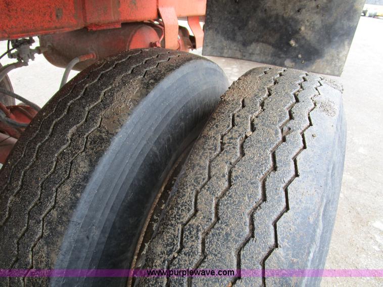 image for item D2368 1999 Clement end dump trailer