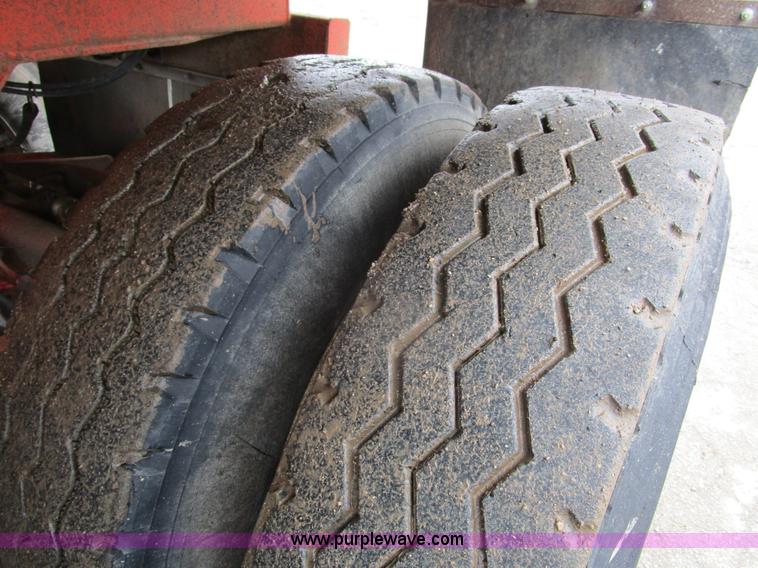 image for item D2368 1999 Clement end dump trailer