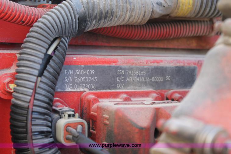 image for item H1583 2007 International 9400i semi truck