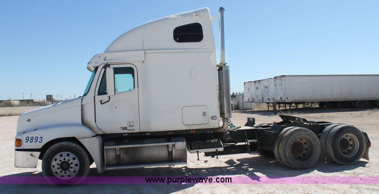image for item H1584 1998 Freightliner Century Class C120 semi truck