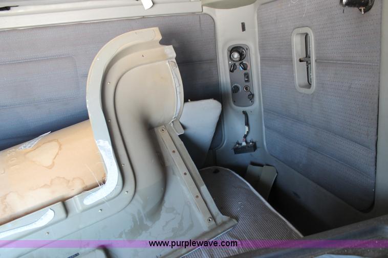 image for item H1584 1998 Freightliner Century Class C120 semi truck