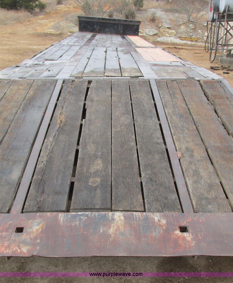 image for item I3072 1985 Transcraft DTL22-45 drop deck trailer