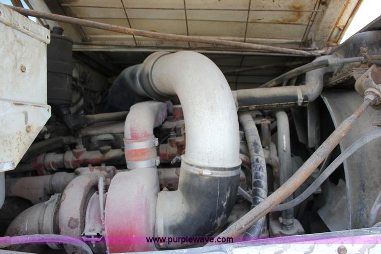 image for item J2263 1978 International 1840 winch truck