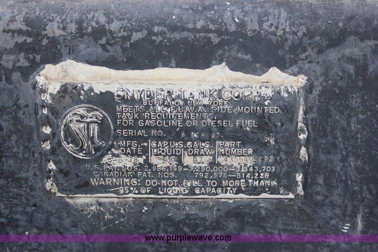 image for item J2263 1978 International 1840 winch truck