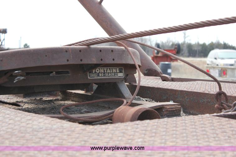 image for item J2263 1978 International 1840 winch truck