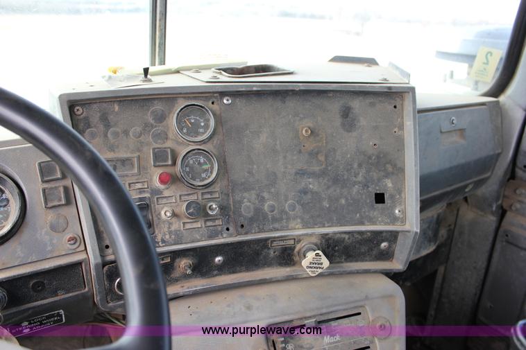 image for item J2270 2000 Mack RD690S rotating drum mixer truck