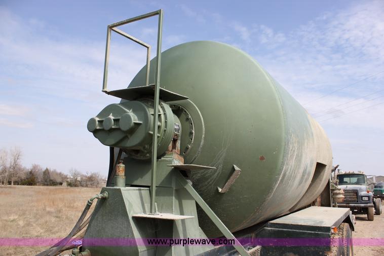 image for item J2270 2000 Mack RD690S rotating drum mixer truck