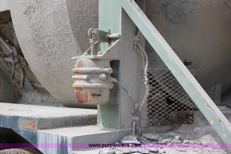 image for item J2270 2000 Mack RD690S rotating drum mixer truck