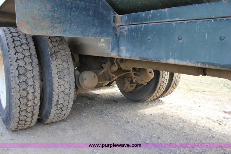 image for item J2270 2000 Mack RD690S rotating drum mixer truck