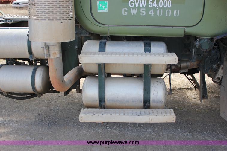 image for item J2270 2000 Mack RD690S rotating drum mixer truck