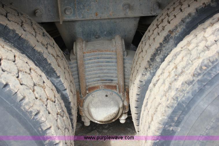 image for item J2270 2000 Mack RD690S rotating drum mixer truck