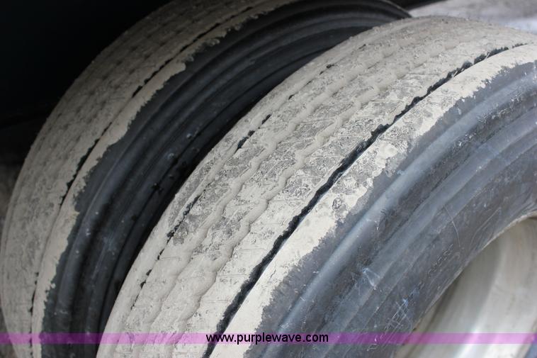 image for item J2284 2006 Utility Built 4802 flatbed trailer