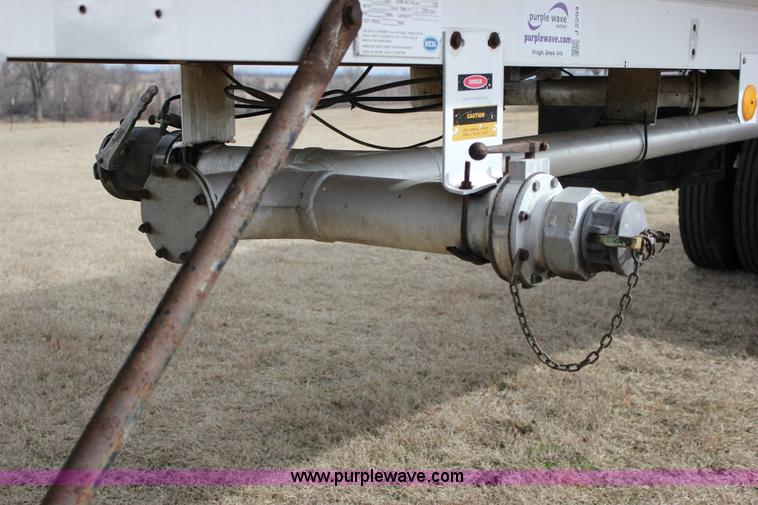 image for item J2294 1984 Heil transfer trailer