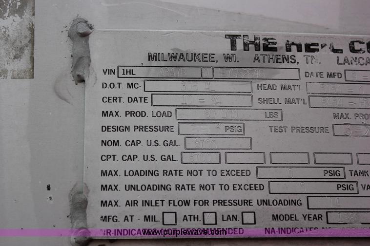 image for item J2294 1984 Heil transfer trailer