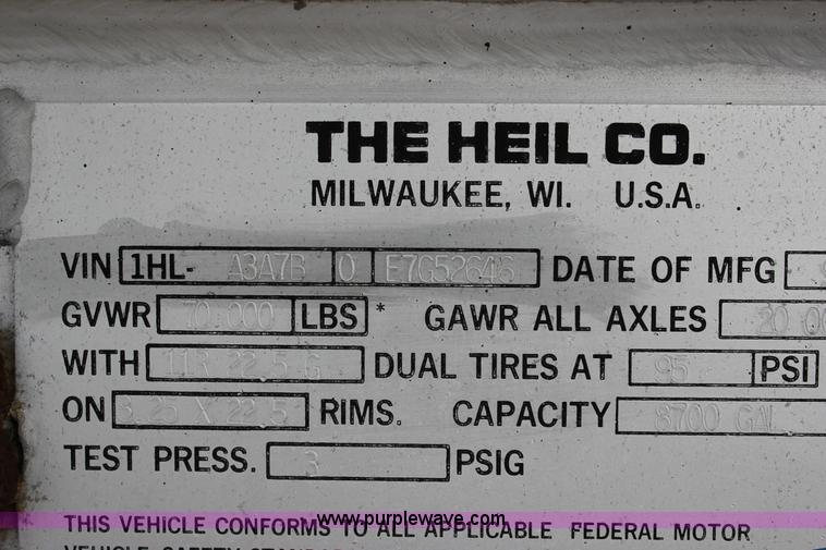 image for item J2294 1984 Heil transfer trailer