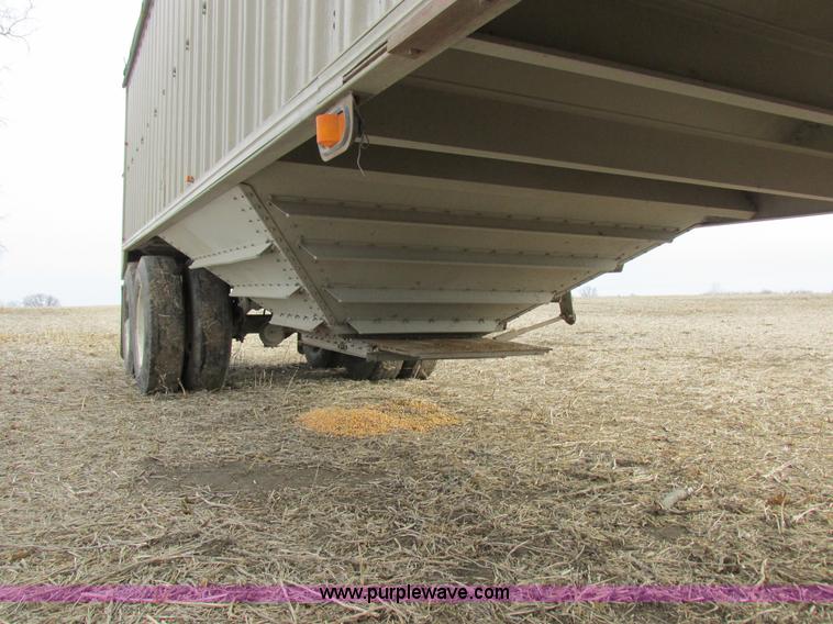image for item K2040 1980 Wilson AGH-600 double hopper bottom grain trailer