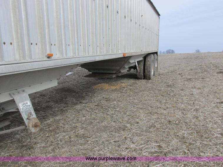 image for item K2040 1980 Wilson AGH-600 double hopper bottom grain trailer