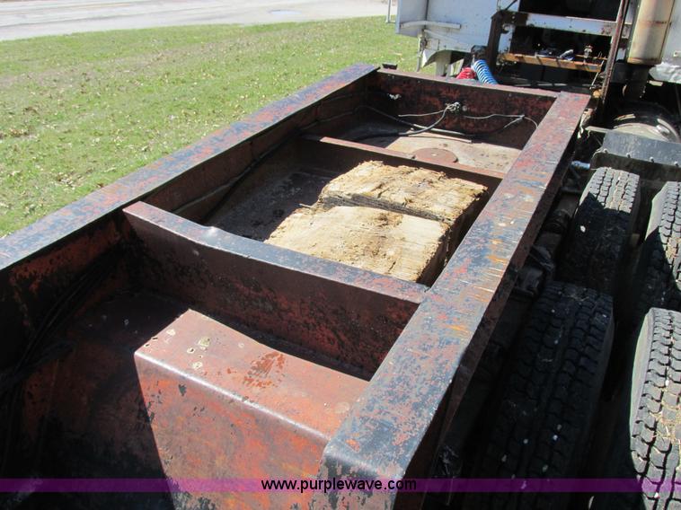image for item K2074 1961 Keystone TRR39 lowboy trailer