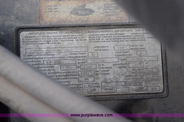 image for item K2348 1997 Mack CH613 semi truck