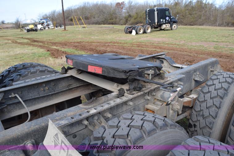 image for item K2348 1997 Mack CH613 semi truck