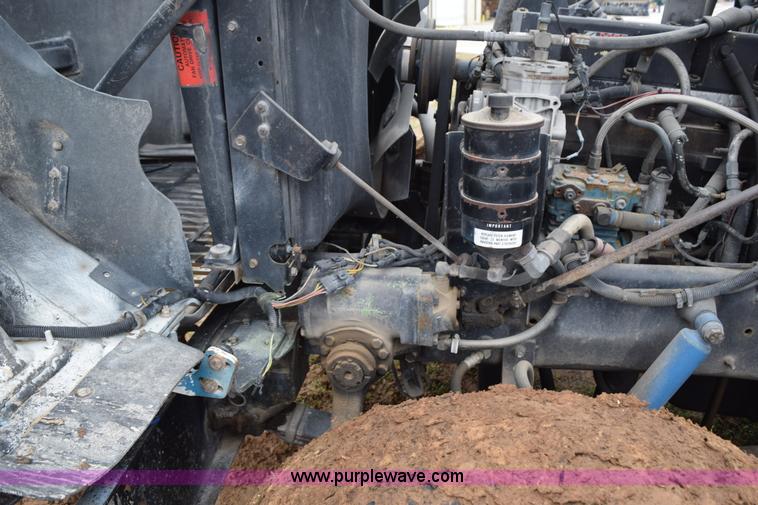 image for item K2349 1996 International 9300 semi truck