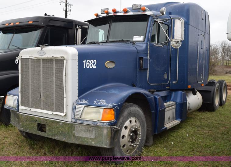 image for item K2351 1998 Peterbilt 377 semi truck