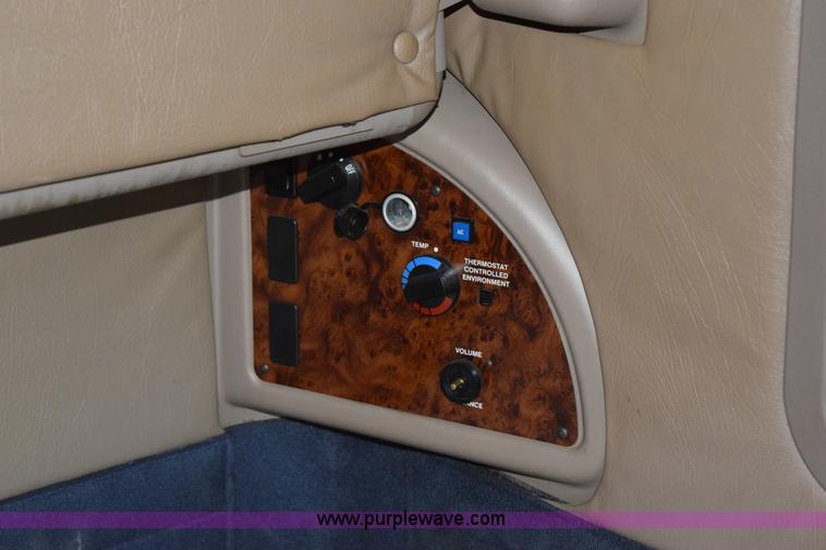 image for item K2353 2007 International 9400 semi truck