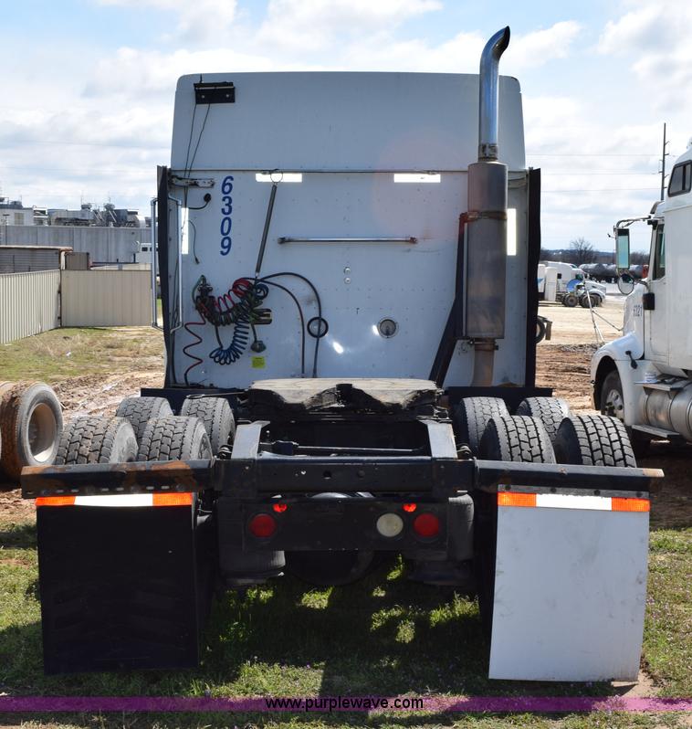 image for item K2357 2007 International 9400i semi truck