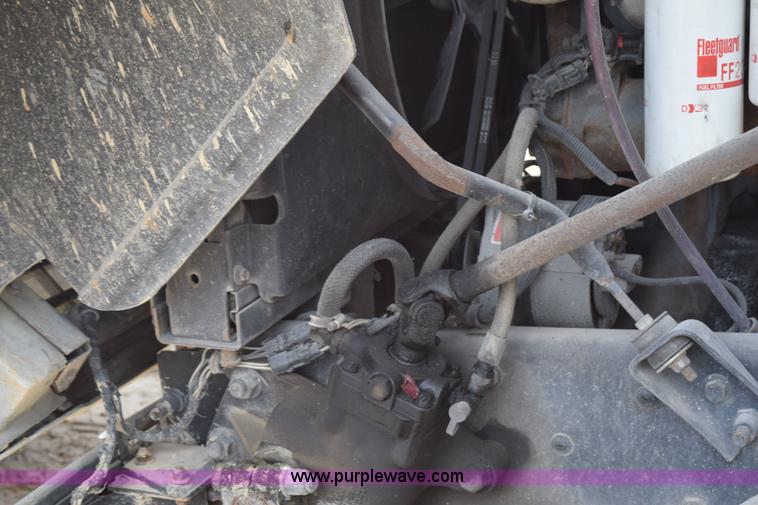 image for item K2358 1996 Mack CH613 semi truck