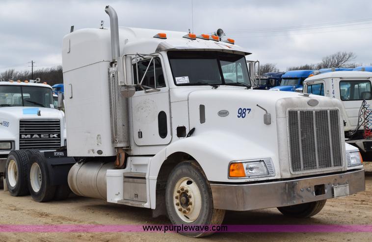 image for item K2360 1998 Peterbilt 377 semi truck