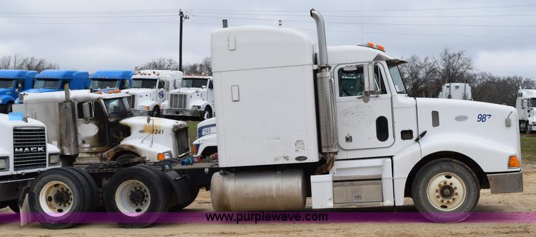 image for item K2360 1998 Peterbilt 377 semi truck