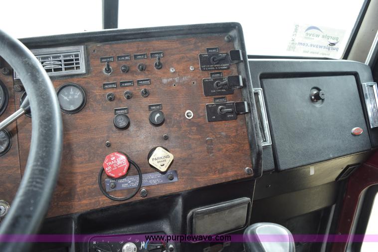 image for item K2360 1998 Peterbilt 377 semi truck