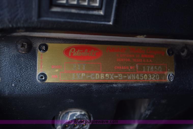 image for item K2360 1998 Peterbilt 377 semi truck
