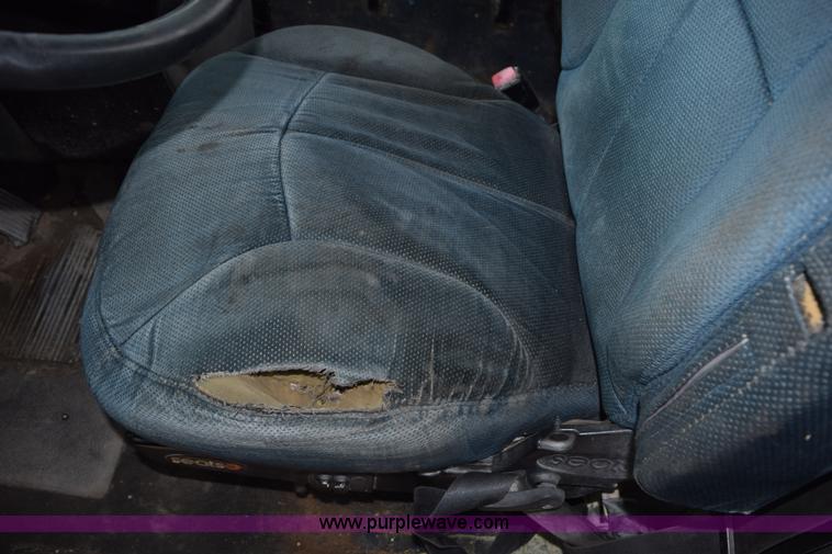 image for item K2361 1997 Mack CH613 semi truck