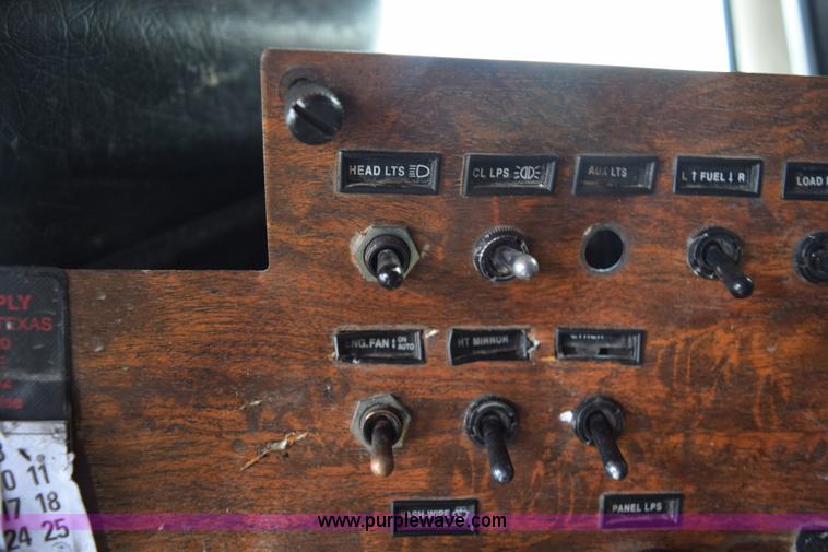 image for item K2363 2000 Peterbilt 377 semi truck