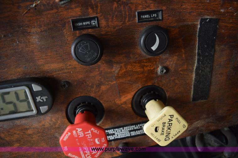 image for item K2363 2000 Peterbilt 377 semi truck