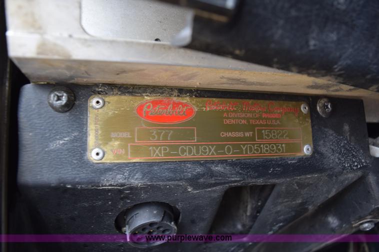 image for item K2363 2000 Peterbilt 377 semi truck