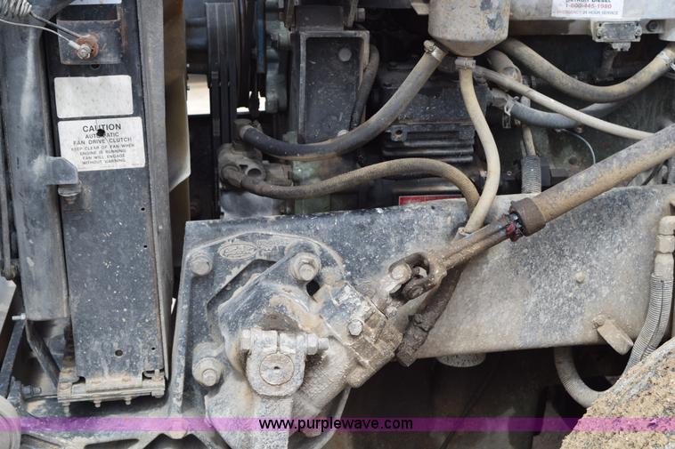 image for item K2365 1998 Peterbilt 377 semi truck